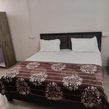Apna Guest House Dehradun Zewnętrze zdjęcie