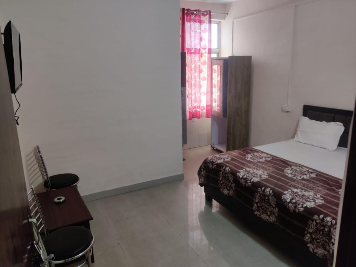 Apna Guest House Dehradun Zewnętrze zdjęcie