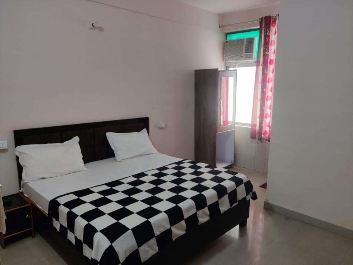 Apna Guest House Dehradun Zewnętrze zdjęcie