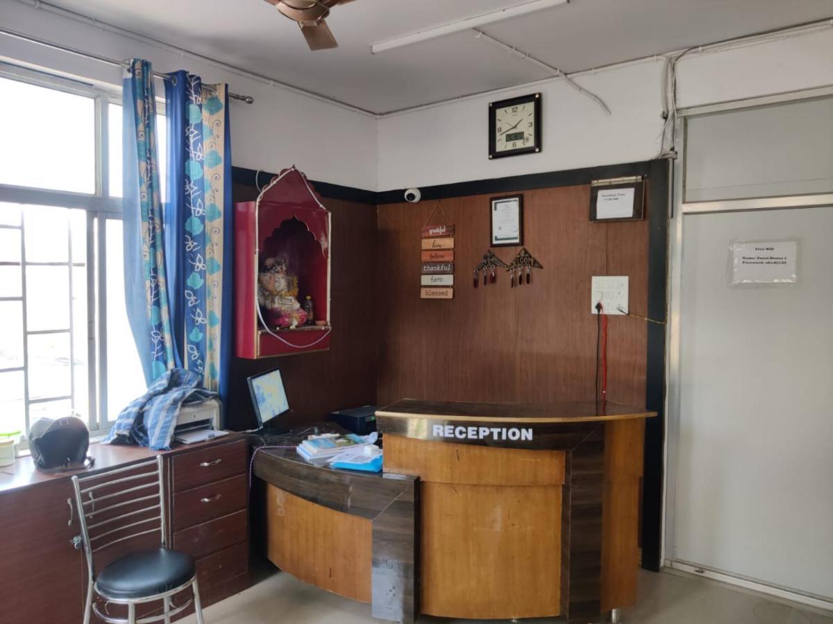 Apna Guest House Dehradun Zewnętrze zdjęcie